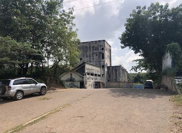 nigeria/abeokuta/landmark/lafenwa-motor-park-brewery-abeokuta