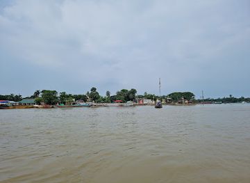 bangladesh/tanguar-haor/landmark/sachna-bazar