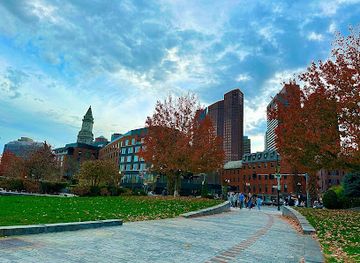 massachusetts/boston/landmark/the-boston-stone