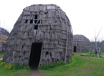 canada/monteregie/landmark/centre-d-interpretation-du-site-archeologique-droulers-tsiionhiakwatha