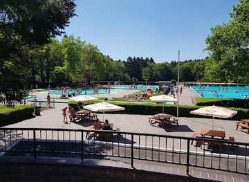 netherlands/gooi/landmark/bosbad-de-vuursche