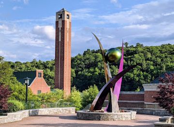 north-carolina/boone/landmark/sanford-mall