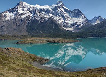 argentina/torres-del-paine-national-park/landmark/mirador-cuernos