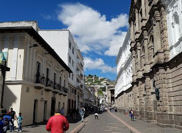 ecuador/quito/landmark/parque-arqueologico-rumipamba