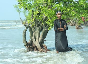 bangladesh/kuakata/landmark/mishripara-seema-buddha-temple