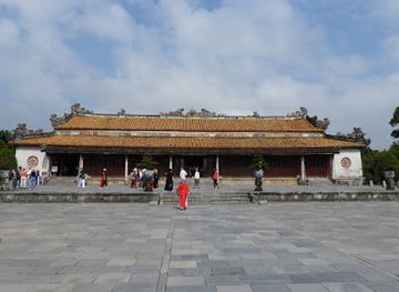 vietnam/hue/phu-huong/landmark/hue-night-walking-street