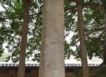 sri-lanka/up-country/landmark/king-dutugemunu-pillar