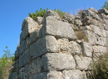 albania/chameria/landmark/persqop-castle