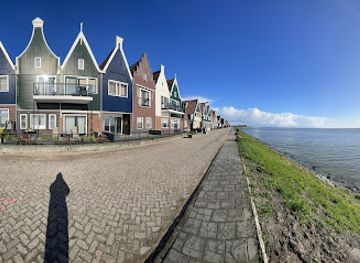 netherlands/volendam/landmark/marina-volendam