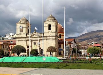 peru/huancayo/landmark/constitution-square
