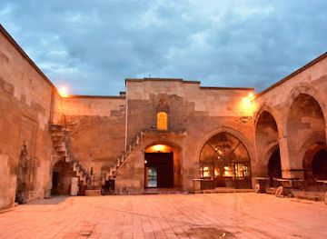 turkiye/lycaonia/landmark/saruhan-kervansaray