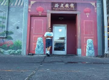 california/redwood-city/landmark/crouching-tiger-restaurant-bar