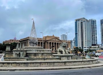 sri-lanka/colombo/slave-island/landmark/slvar-memorial-roundabout