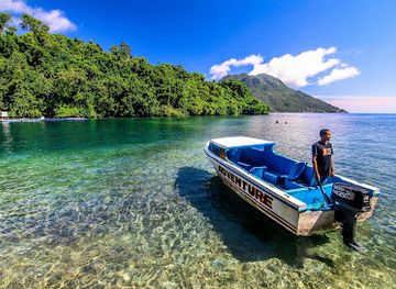 indonesia/maluku-islands/landmark/sulamadaha-beach