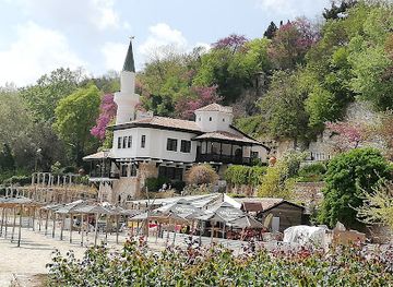 bulgaria/varna/tsentar/landmark/retro-museum