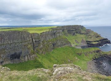 united-kingdom/giant's-causeway/landmark/north-antrim-cliff-path-hike