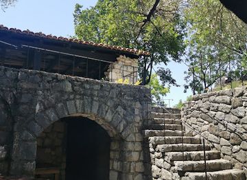 montenegro/skadar-lake-region/landmark/pjesacac
