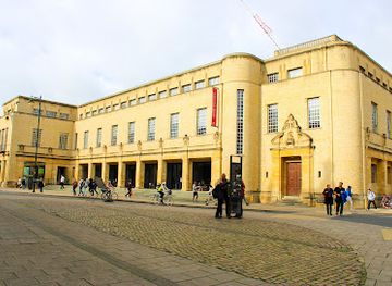 united-kingdom/oxford/attraction/weston-library