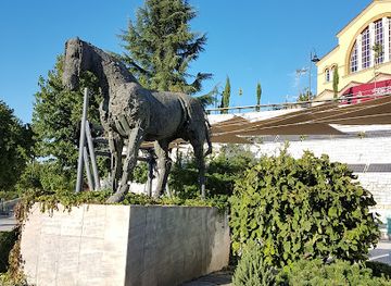 greece/larissa/landmark/monument-of-bucephalus