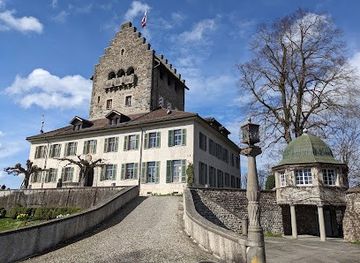 switzerland/zurich/landmark/castle-uster