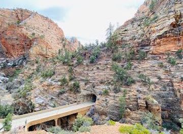 arkansas/springdale/landmark/zion-mount-carmel-tunnel-east-entrance