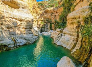 oman/wadi-shab/landmark/wadi-tiwi