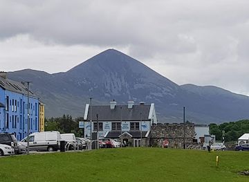 ireland/westport/landmark/the-helm-westport