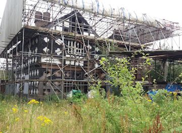 united-kingdom/north-west-england/landmark/tonge-hall