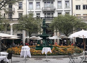 switzerland/zurich/landmark/brunnen-am-zentralhof