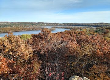 wisconsin/eau-claire/landmark/mount-simon-park