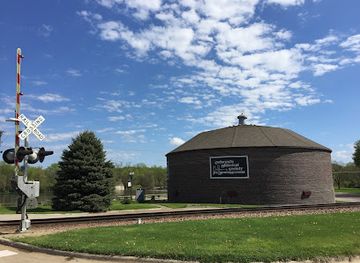 iowa/cedar-valley/landmark/ice-house-museum