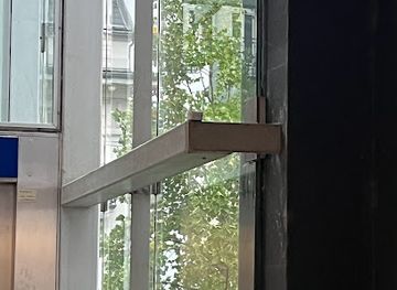 switzerland/montreux/landmark/montreux-barbecue-sauce