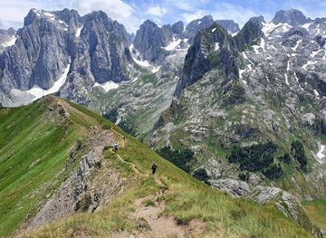 montenegro/prokletije/landmark/grebaje-valley
