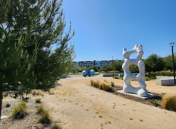 california/huntington-beach/pacific-city/landmark/pacific-city-park