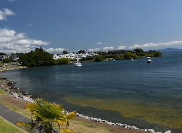 new-zealand/taupo/landmark/lake-taupo