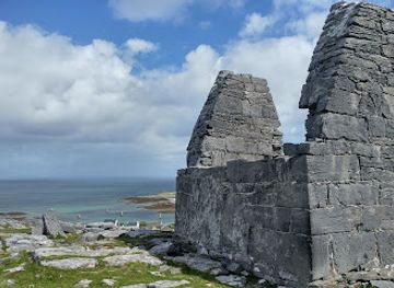 ireland/aran-islands/landmark/teampall-bheanain