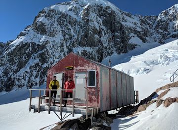 new-zealand/mount-cook-national-park/landmark/empress-hut
