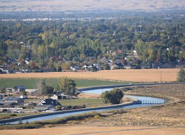 idaho/treasure-valley/landmark/the-peregrine-fund-s-world-center-for-birds-of-prey