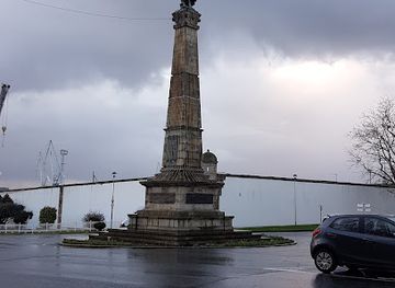 spain/galicia/landmark/plaza-de-galicia