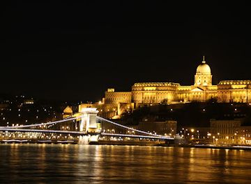 hungary/budapest/landmark/citadella