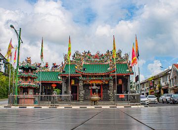 malaysia/kuching/landmark/hong-san-si-kuching-sarawak