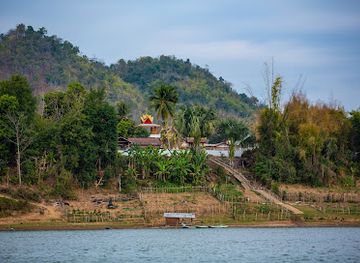 laos/luang-prabang-range/landmark/elephant-village-sanctuary-resort