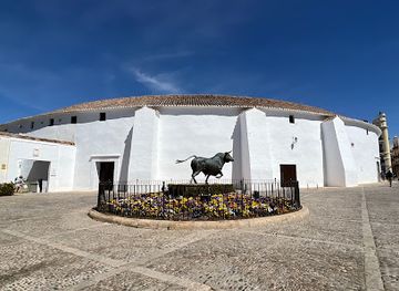 spain/ronda/landmark/monumento-al-toro-de-lidia