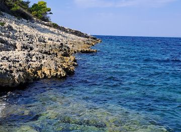 croatia/hvar-island/landmark/floriana-park