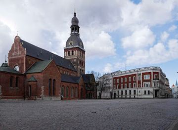 latvia/riga/art-nouveau-district/landmark/dome-square