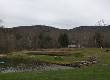north-carolina/boone/landmark/foggy-mountain-gem-mine