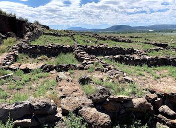 arizona/apache-county/landmark/casa-malpais-archaeological-park-museum