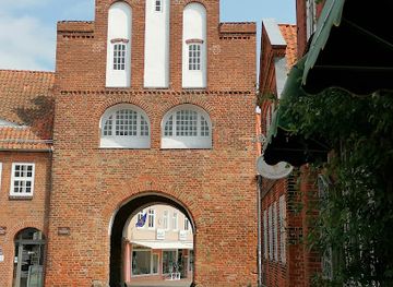 germany/holstein/landmark/zeittor-museum-der-stadt-neustadt-in-holstein