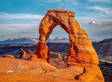 utah/arches-national-park/landmark/arches-national-park-visitor-center