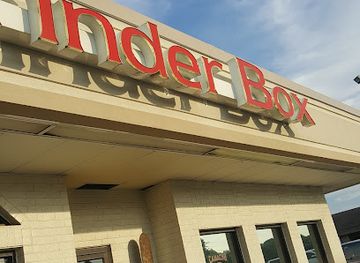 maryland/waldorf/landmark/the-box-waldorf